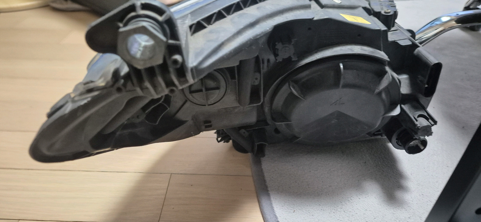 마세라티 그란투리스모 헤드라이트 이미지