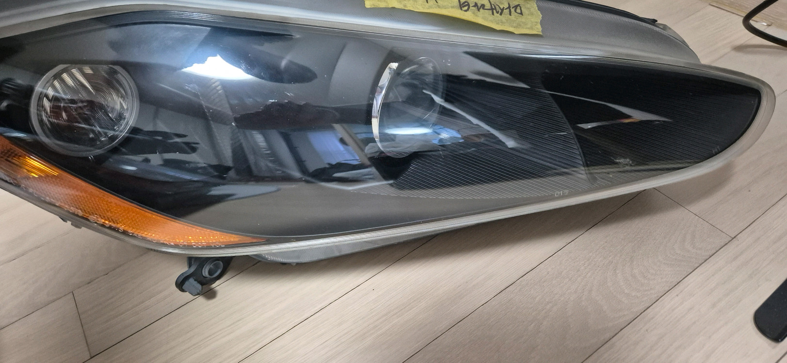 마세라티 그란투리스모 헤드라이트 이미지