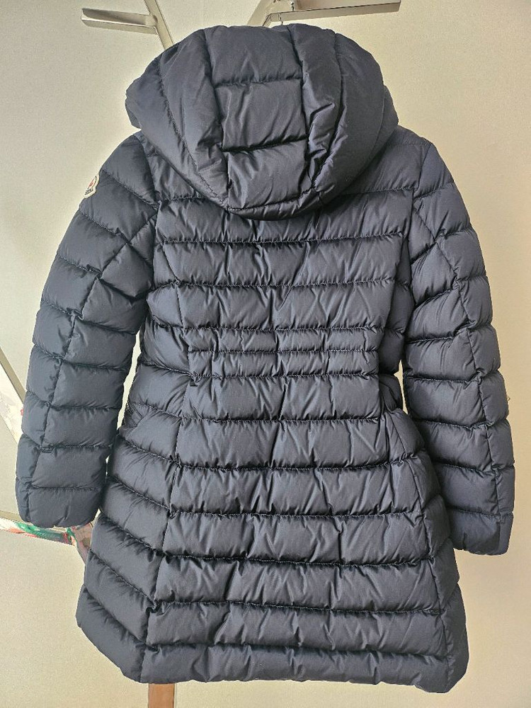 몽클레어 샤르팔 네이비 10A 이미지