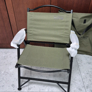 폴라리스 실렌티움 카키 F1 캠핑 의자 이미지