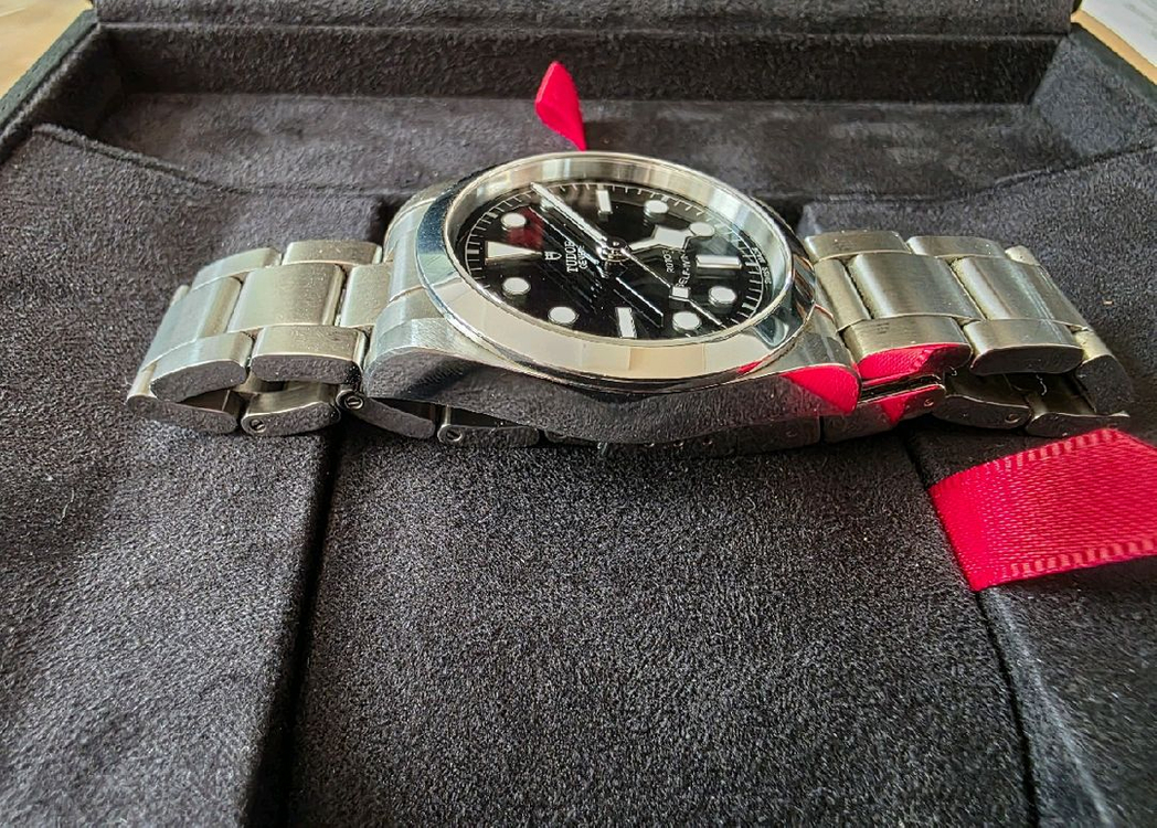 튜더 블랙베이36 검판 구형 이미지