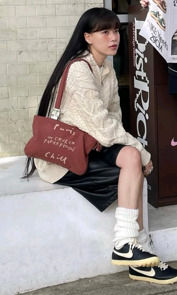 리튼 미니러그북마크/호텔팔리치 헤어클립과 에코백 이미지