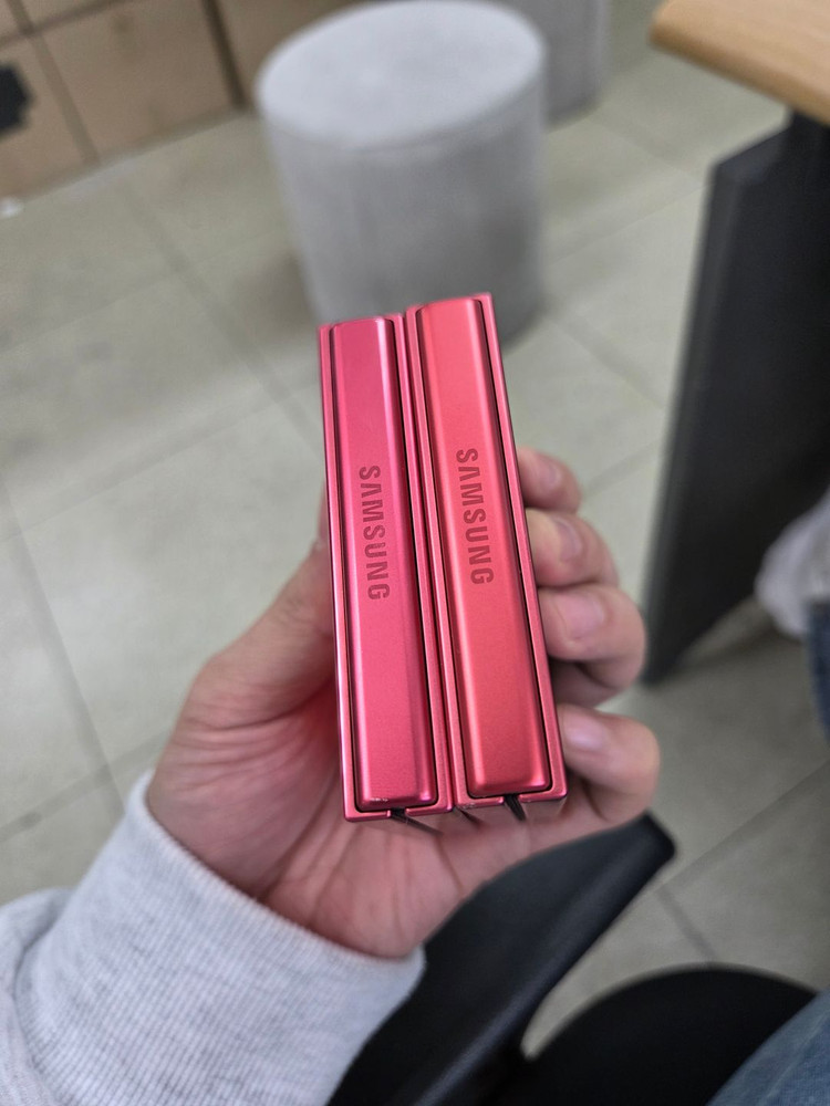 [76만]자급제 갤럭시Z플립7 코랄레드 512기가 이미지