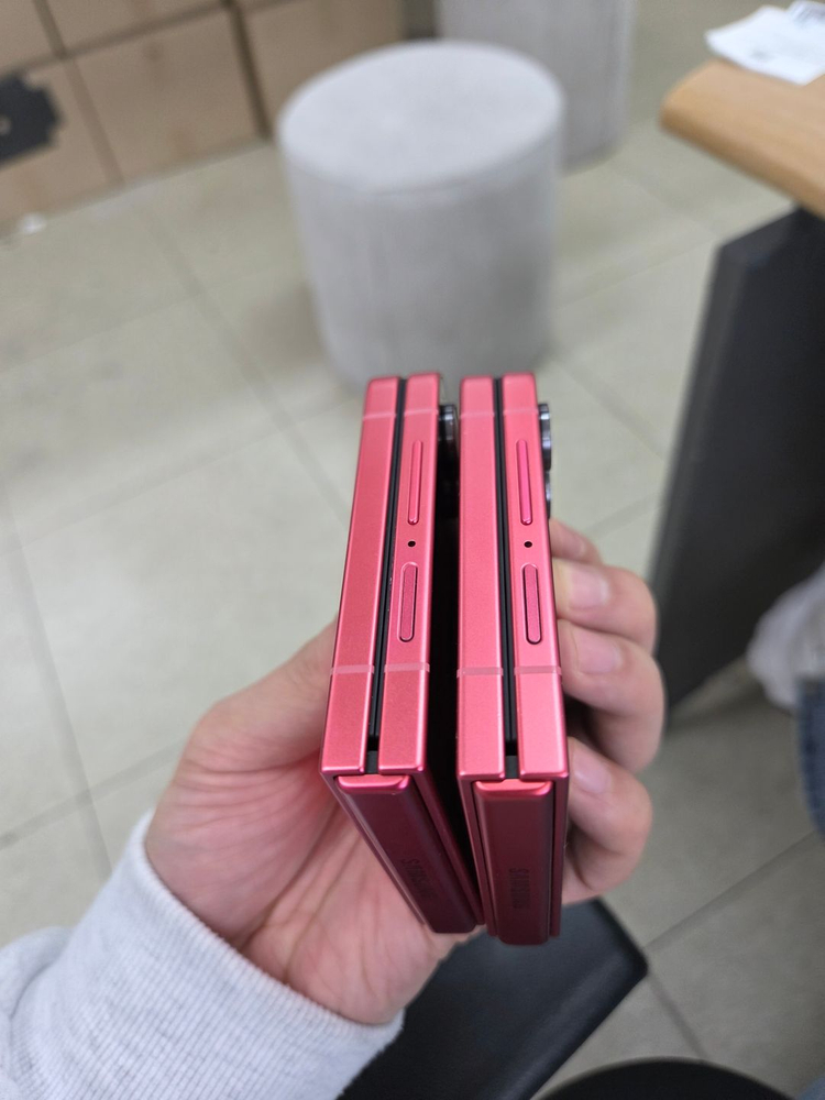 [76만]자급제 갤럭시Z플립7 코랄레드 512기가 이미지