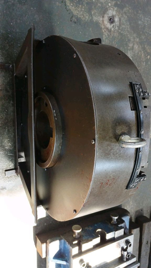 보링기계 130T 명판 판매합니다. 이미지