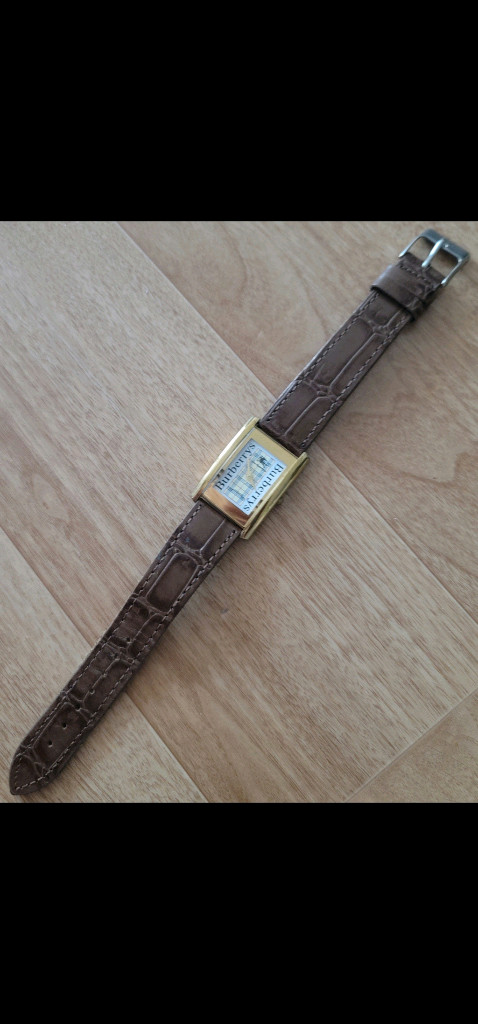 버버리 시계. 와치 !! 이미지