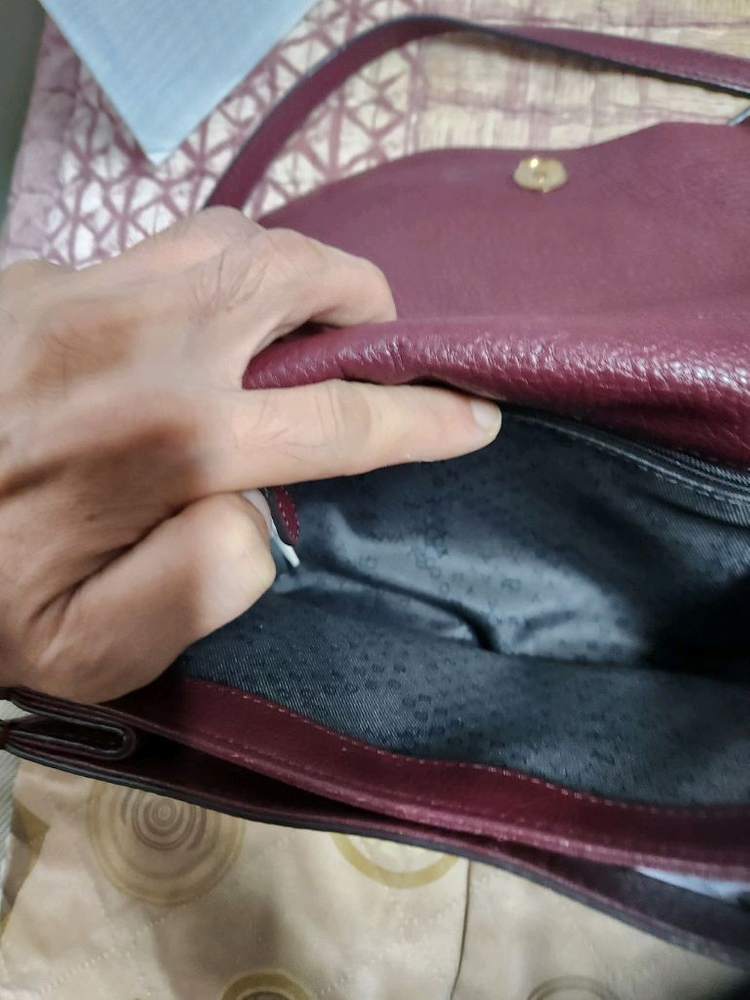 가죽 크로스백 오야니 이미지