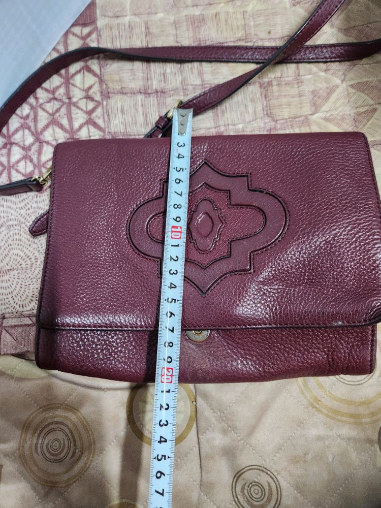 가죽 크로스백 오야니 이미지