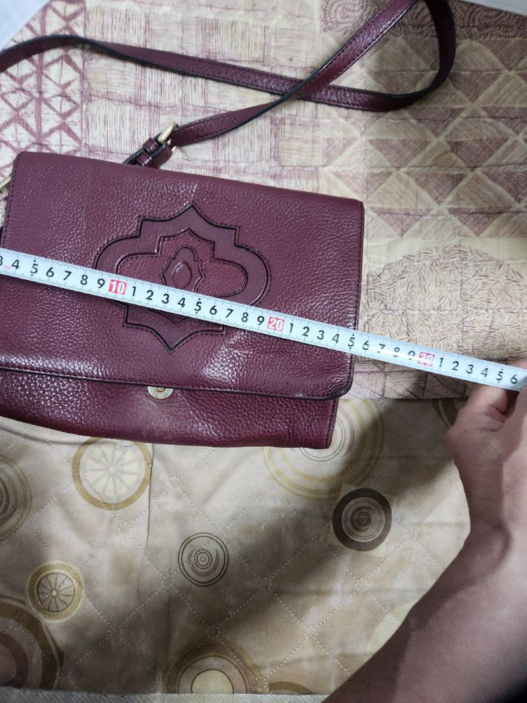 가죽 크로스백 오야니 이미지