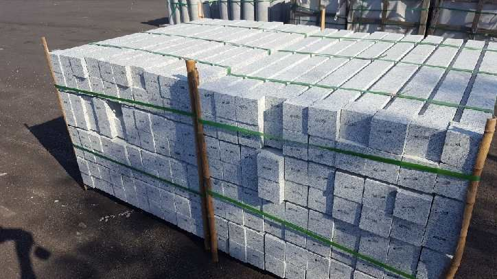 화강석 경계석 100x100x1000 50매 이미지