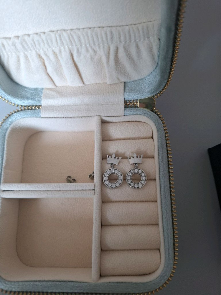 제이에스티나 실버귀걸이 이미지