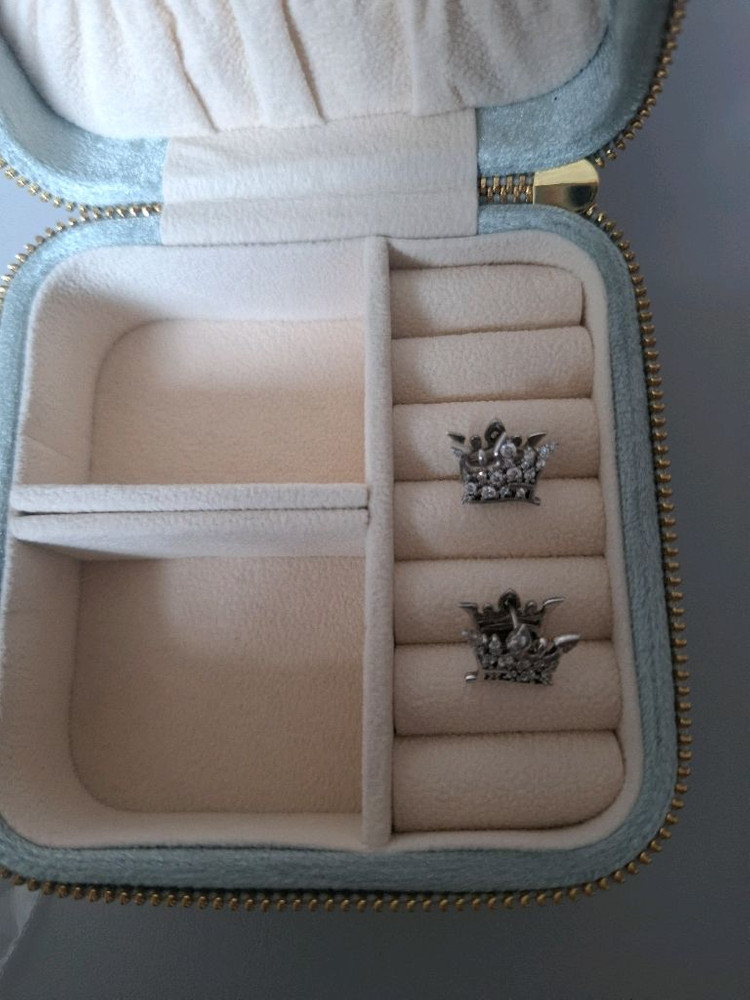 제이에스티나 실버귀걸이 이미지