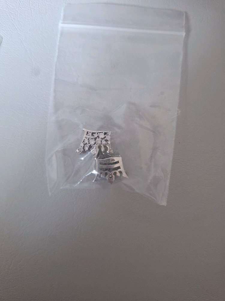 제이에스티나 실버귀걸이 이미지