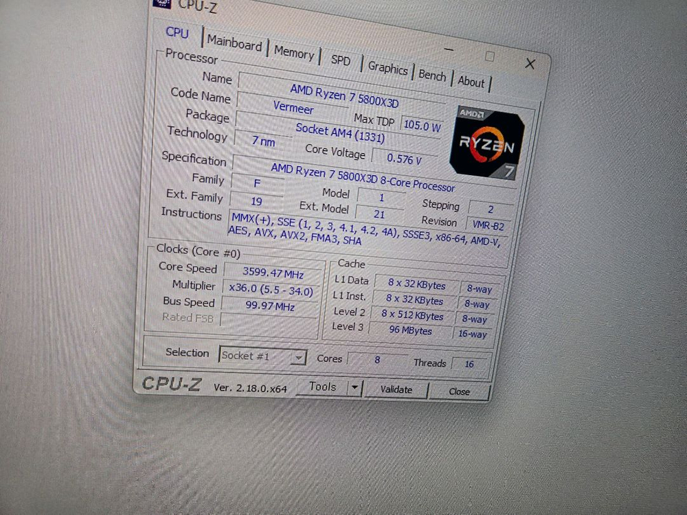 라이젠 5800x3d b550 850w ddr4 32g 반본체 팔아요 이미지