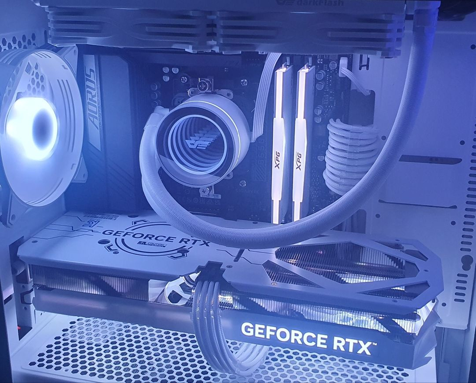 ADATA DDR5 6000 CL30 LANCER RGB 화이트 패키지 코잇 [64GB(32Gx2)] 이미지