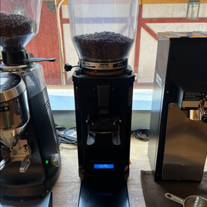 안핌 sp2 플러스 블랙 그라인더 이미지