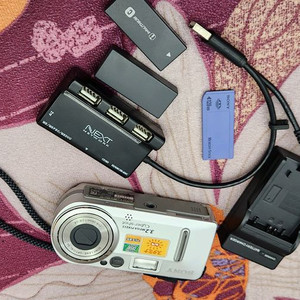 소니 DSC-P7 디카 팝니다. 빈티지 디카 팝니다. 이미지