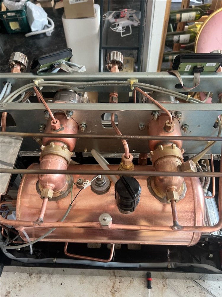 카페장비 ( 커피머신, 그라인더, 오토탬핑기, 온수기 ) 가격인하 이미지