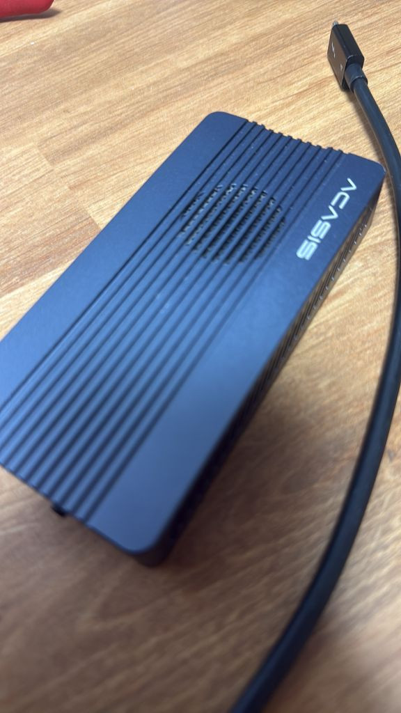 아카시스 선더볼트 ssd 인클로져 4tb 이미지