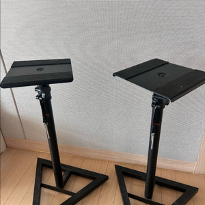 스피커 스탠드 세트 이미지