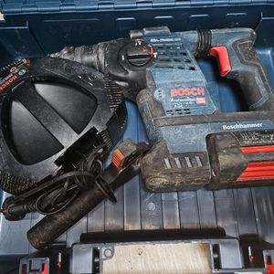 보쉬 36볼트 충전 로타리 앙카 해머 뿌레카 파쇄 드릴 세트 이미지