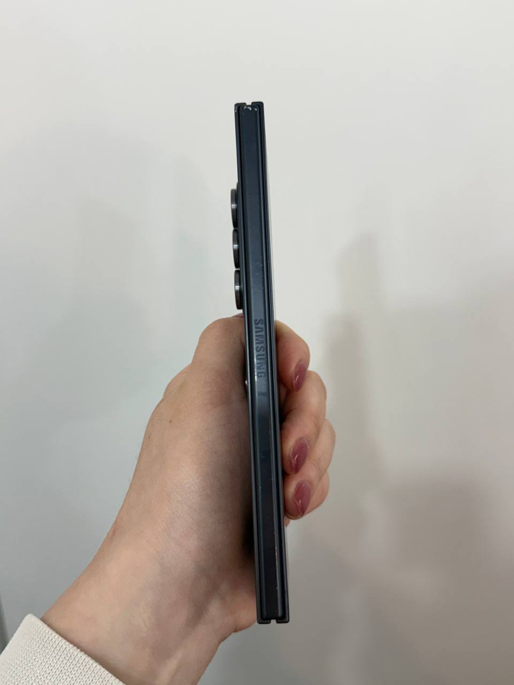 풀박스)갤럭시Z폴드7 블랙 256GB Y1659 이미지