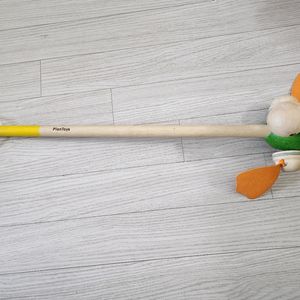 플랜토이즈 산책하는오리원목장난감 이미지