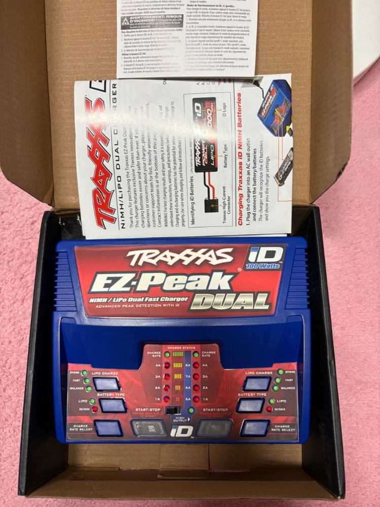 알씨) 트랙사스 EZ 피크듀얼 충전기 이미지