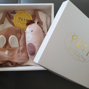 (새것) 이키 아기 선물 세트 바디수트+ 딸랑이 말띠 6m 출산선물, 백일선물, 신생아옷 이미지