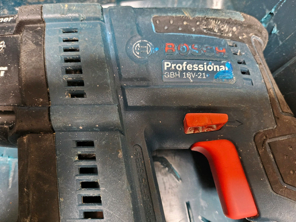 보쉬 충전 로타리 앙카 해머 뿌레카 파쇄 드릴 세트 이미지