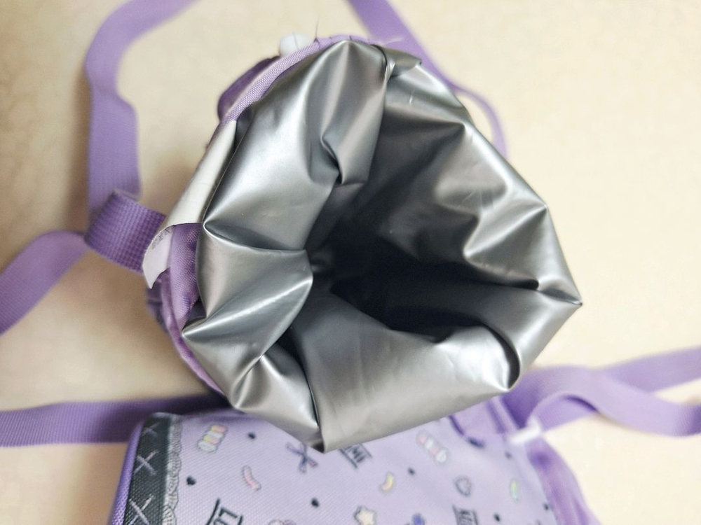 쿠로미 물병 가방 이미지