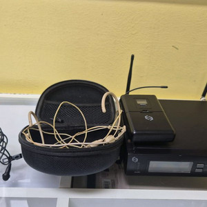 슈어 바디팩 송신기slx1 slx4 수신기 두개 15만원 이미지