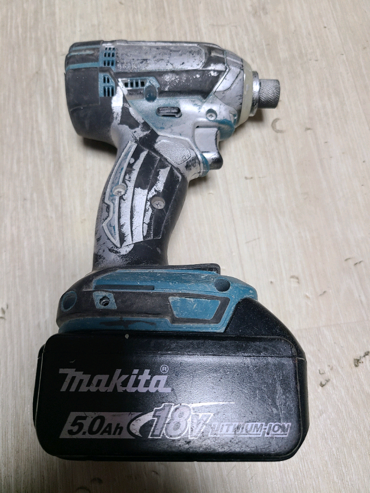 마끼다 충전 임팩 드라이버 드릴 세트 이미지