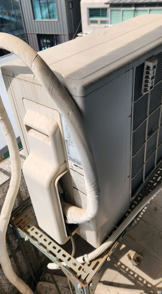 (급매) lg휘센 스탠드 에어컨 판매합니다 (직접 철거) 이미지