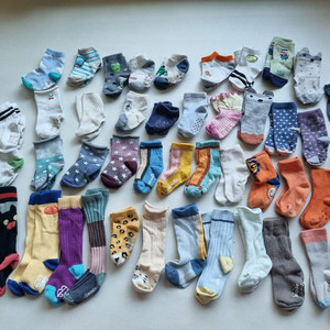 유아 돌전후 두돌 아기 양말 이미지