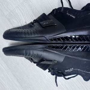 나이키 플라이와이어 블랙 Flywire 역도화 올블랙 250 이미지