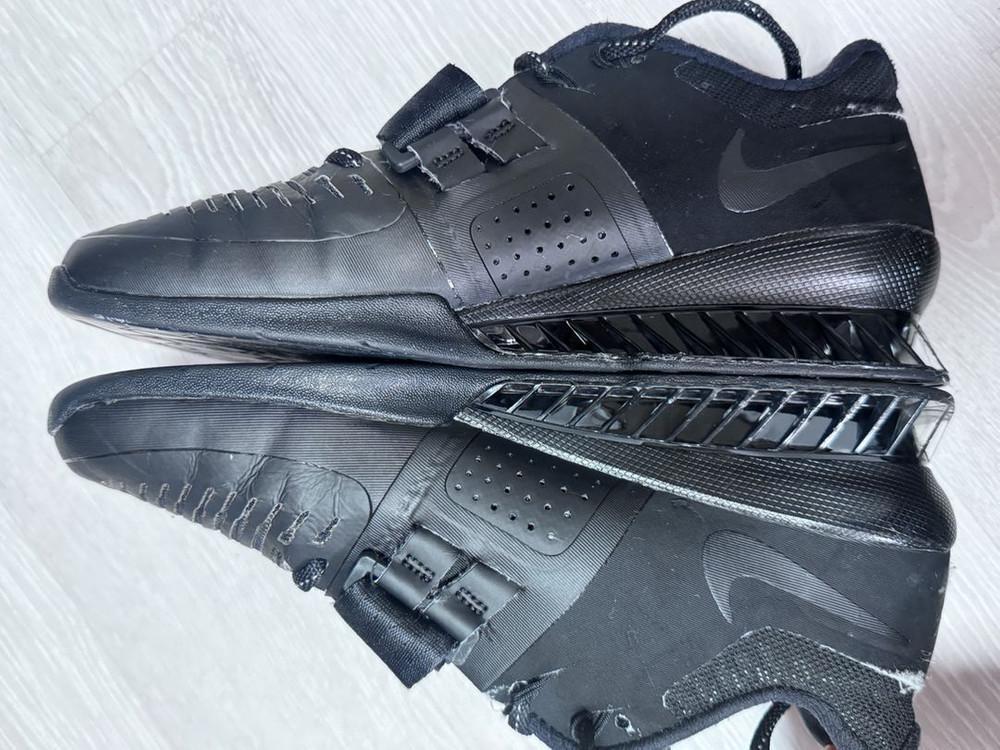 나이키 플라이와이어 블랙 Flywire 역도화 올블랙 250 이미지