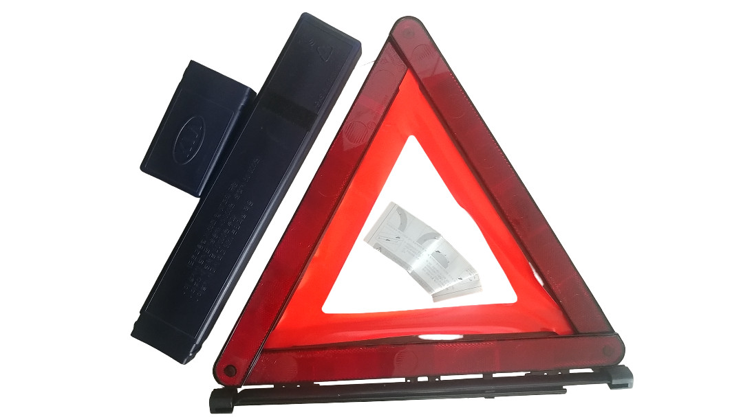 무릎담요 라인 프렌즈, 체중계 샤오미 2세대, 앳플리 T3, 이젤 단아미 NO11, 흥일 NO135, 차량삼각대 이미지