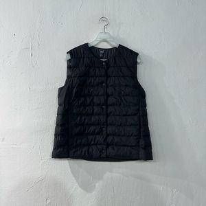 유니클로 퍼프테크 경량패딩조끼 여성L 이미지