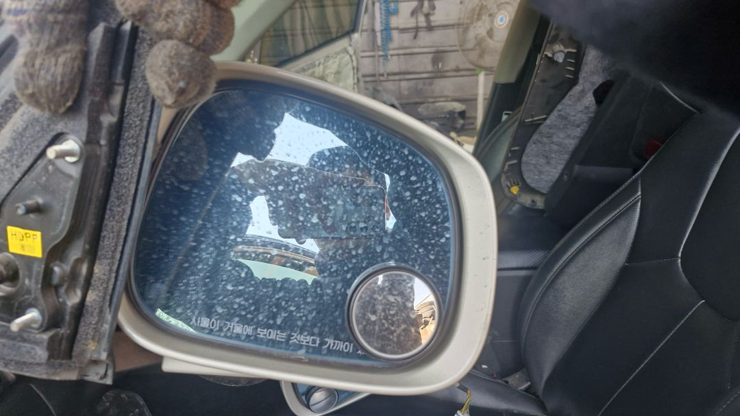 렉스턴w 사이드미러 좌우 한쌍팝니다(10p,개당가격) 이미지