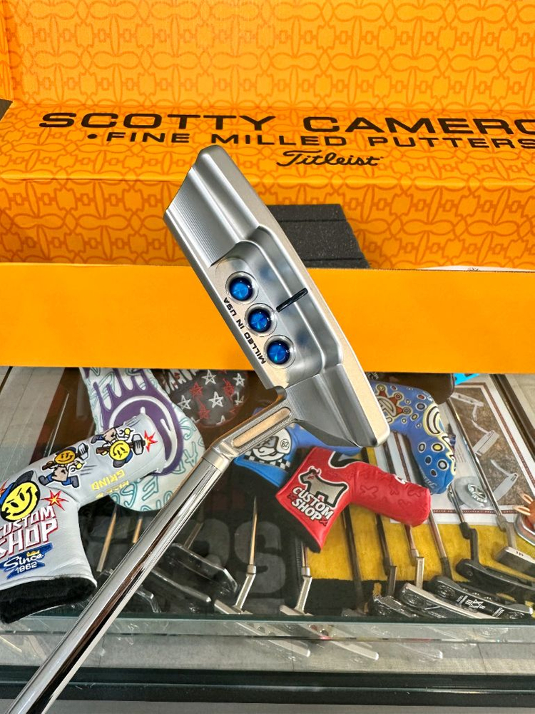 가격내림 급매스카티 카메론 모토 한정판 퍼터 헤드커버 포함 이미지