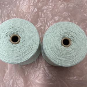 소프트아크릴4합 연민트2콘 약1키로 -뜨개질 털실 콘사 코바늘 대바늘 이미지