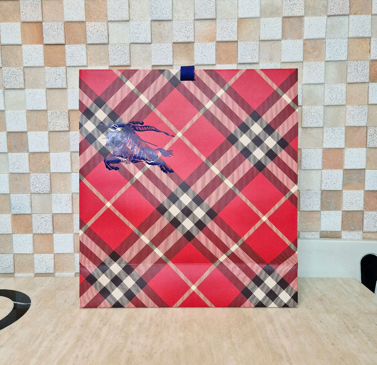 [백화점정품]버버리 박스+쇼핑백+리본+속지 풀구성품,버버리 가방,버버리 지갑,버버리 패딩,버버리 이미지