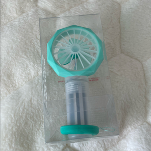 베베리 미니 선풍기(박순희와 오덕구) 이미지