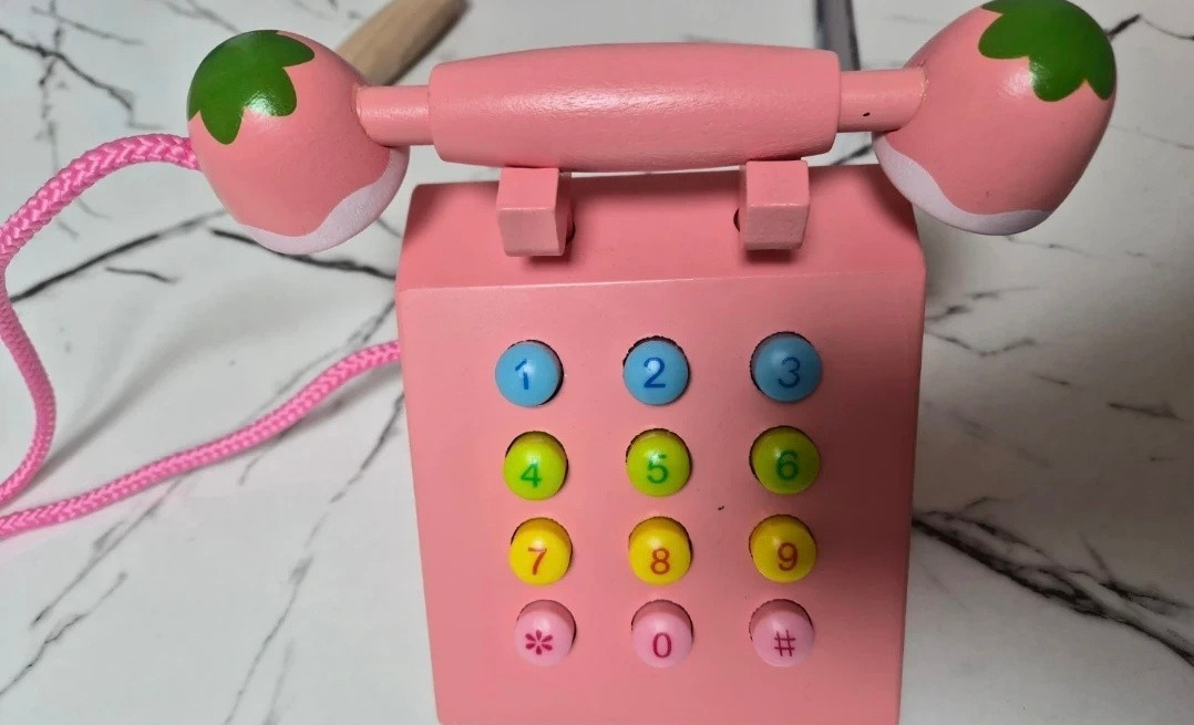 딸기원목장난감 일괄 이미지