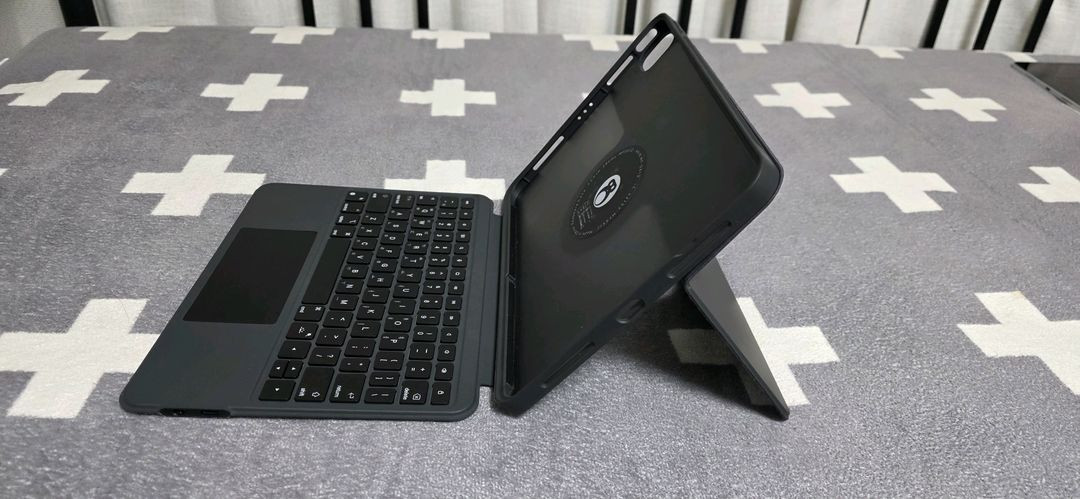 아이패드 11인치 m2/m3 에어시리즈 무선키보드 이미지