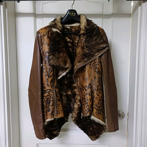 토끼털 모피 양가죽 자켓 이미지
