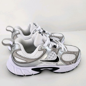 나이키키즈v5 실버170mm 이미지