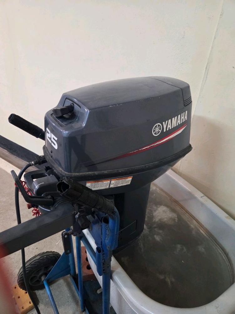 야마하 25마력 선외기 이미지