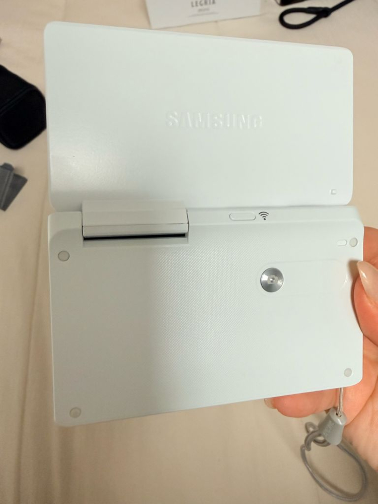 삼성 MV900F (뉴미러팝 디카 y2k 디카) 이미지